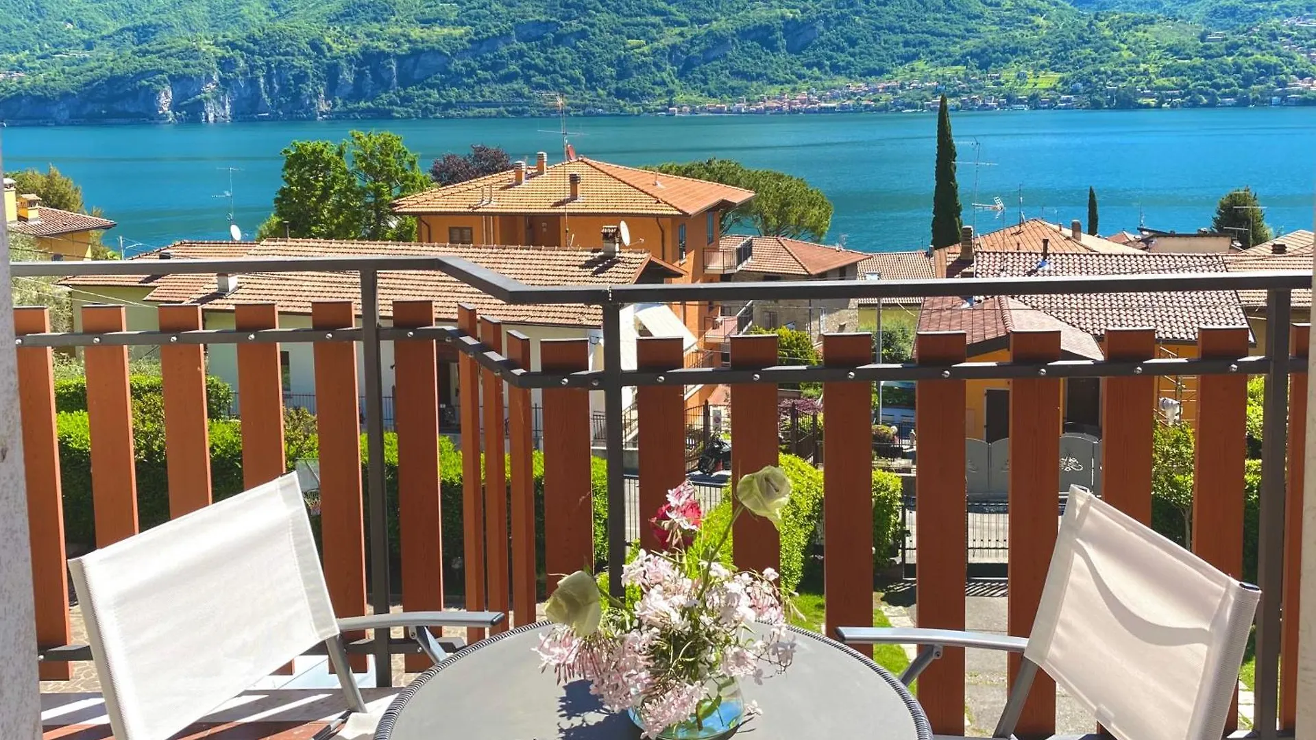 Lake Como Lilla Apartment location